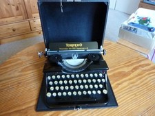 Torpedo Schreibmaschine im Koffer - Weilwerke Antik / Retro