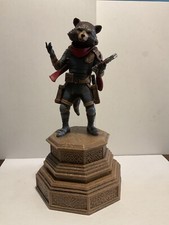 Avengers Endgame Diamond Select Figur Podest ca. 20 cm: Rocket Raccoon