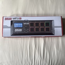 AKAI MPX 8 SAMPLE PLAYER & MIDI CONTROLLER STANDALONE SAMPLE 8 PADS USB MIDI