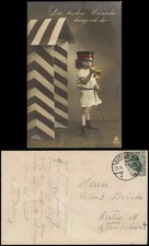 Kinder Künstlerkarte Glückwünsche Mädchen als Soldat Trompete Fotokunst 1915