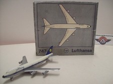 Schuco 335793, Lufthansa Boing