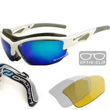 Daisan Brillenträger