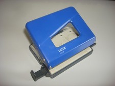 ergonomischer Metall Leitz Büro Locher 5038 mit Anschlagschiene blau