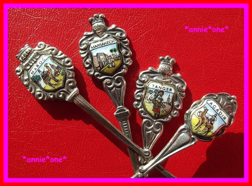 Emaille wappen - ꧁,