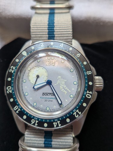 Vostok amphibia moon dude - vostok,