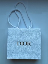 Dior Tüte
