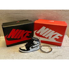 Mini Nike Schlüsselring Trainer Sneaker 3D Jordan 1 Schlüsselanhänger Sportschuh mit Geschenkbox