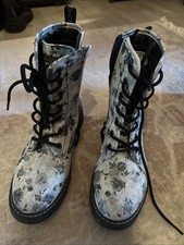 Boots Grau Weiß Rosen Blumen  Gr. 37