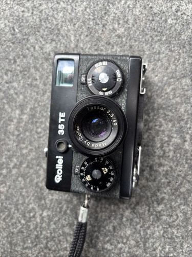Rollei schwarz - 35, –