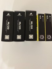 8x Corsair ML120 Lüfter –