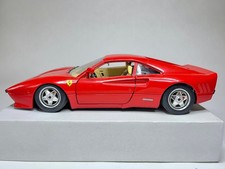 Ferrari GTO (1984) 1:18 - Burago
