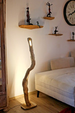 Stehlampe-mit-LED-aus Holz  Schwemmholz Treibholz