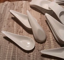 12X PROBIER-SERVIERLÖFFEL? AMUSE GUEULE PORZELLAN FINGERFOOD VORSPEISE ANDERS♥️