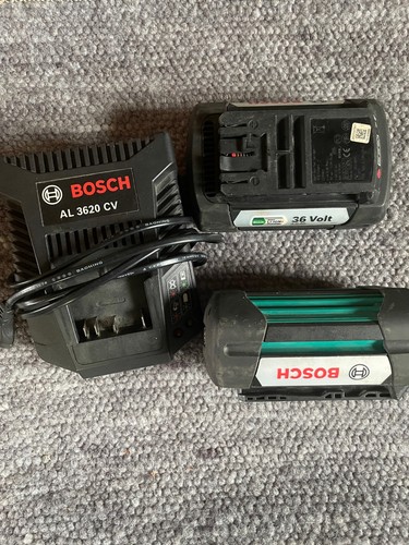 Bosch ladegerät und akkus - 2,