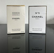 2x CHANEL Verpackungen Box