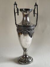 Amphorenvase, Metall und versilbert, um 1910. Besitz der Grafen von Holnstein!