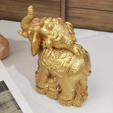 Glücks Elefant mit Kröte