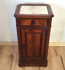 Biedermeier Nachtschränkchen kleiner Schrank in Mahagoni mit Marmor antik