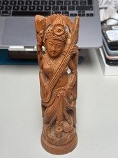 Handgeschnitzte indische Holzstatue Saraswati 20,8 cm Göttin des Wissens Künst