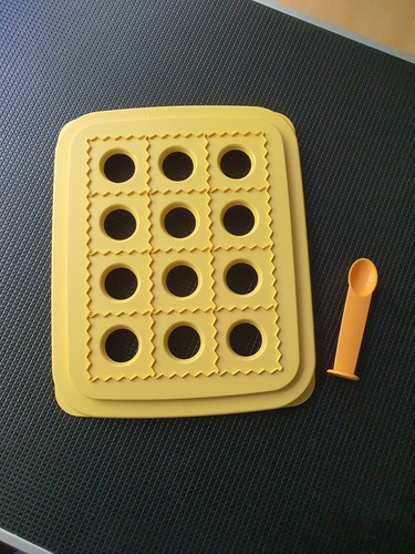 Tupperware happy snack - tupperware,