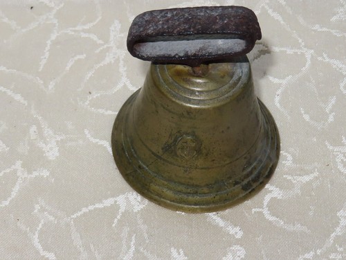 Antike bronzeglocke ziege - antike,