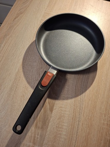 Woll bratpfanne 24cm - woll,