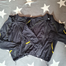 2 mal Kids Fischer (Löffler) Skilanglaufjacke Gr. 152