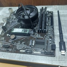 Gigabyte B550M K, RYZEN 3