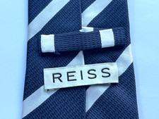 REISS Seidenkrawatte marine und silber Streifenmuster