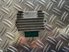 Spannungregler Gleichrichter Original für Piaggio NRG MC3 Power TPH Zip 2 8-Pin