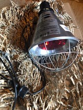 Aufzuchtleuchte Wärmelampe mit Schutzkorb und Infrarotstrahler