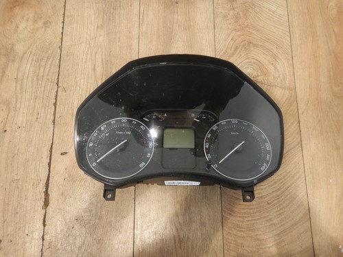 Tacho kombiinstrument skoda - tacho,