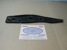 Linke Fußrastenverkleidung