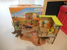 Schleich Wild Life Abenteuerstation Spielfiguren (42507), Panther Affe Krokodil