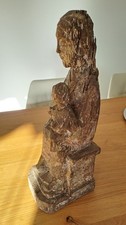 Maria-Figur aus Geschnitztem