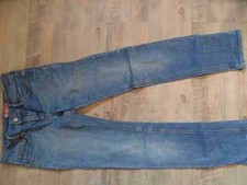 H&M coole Jeans fit & Sqin Gr. 152 TOP RC1216