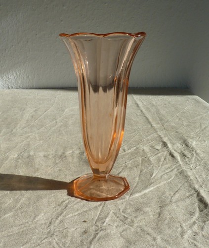 Alte glasvase pressglas - ,
