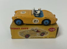 Vintage Dinky Toys 109