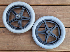 1 Paar Rollstuhlräder 8"x 1. 25" (200 x 30 mm) ZOOM Vollgummi Speichenrad/Reifen