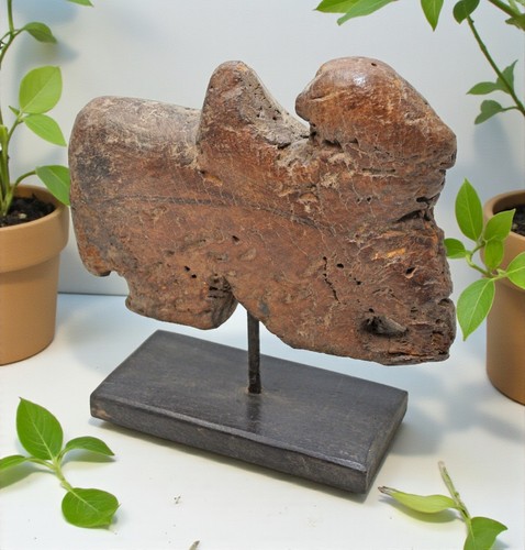 Antike holz kuh figurine auf - kuh,