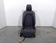 5WA881106D RECHTER VORDERSITZ