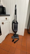 SEBO FELIX PET Bodenstaubsauger, schwarz, gereinigt & gewartet, neuer Beutel montiert 