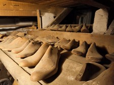 Schusterleisten holz antik - ,