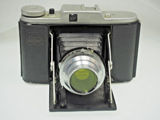 Adox Golf Klappkamera Rollfilm 6x6 mit Adoxar 75 mm f/6.3 Objektiv + Gelbfilter