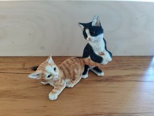 Country Artists  Katzenfigur  Spielende Katzenkinder 