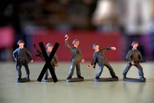 NVA Soldaten, Gummisoldaten