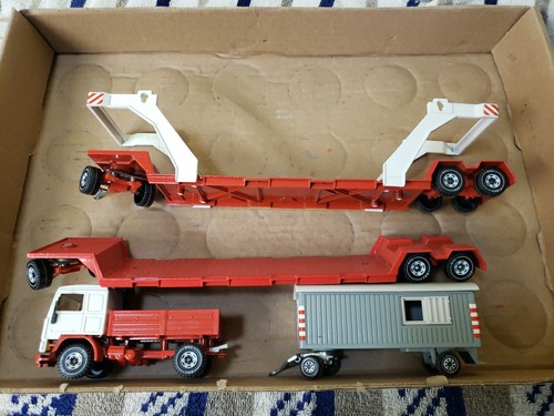 Siku truck trailer lot - truck,