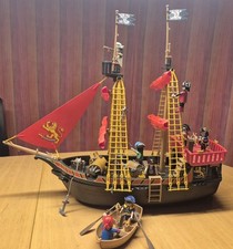 Playmobil Piratenschiff (4424) - Figuren und Viel Zubehör