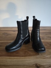 Schwarze stiefelette mjus - schwarze,