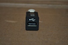 BMW E81 E82 E88 E87 E60 E90 E91 X5 X1 Audiobuchse USB Buchse Audio Modul 9167196